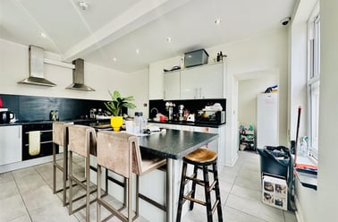 Southwell Road, Hockley, Nottingham - Image 3